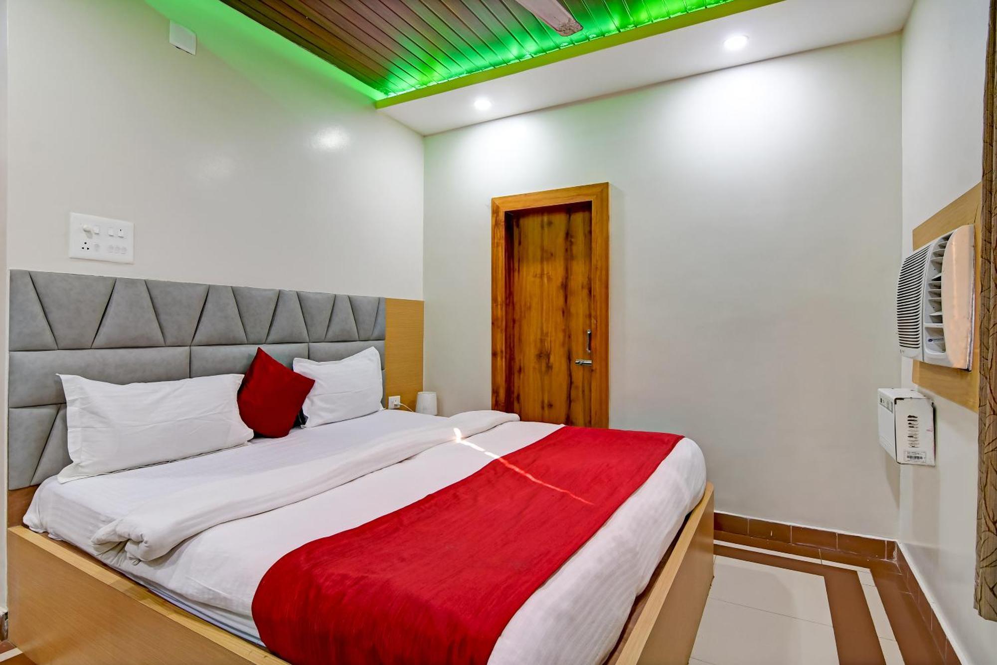 Hotel Ashray Puri Exterior foto